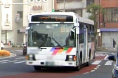 松本市「路線バス」が4月公設民営へ なぜ負担増までして赤字路線を死守するのか？
