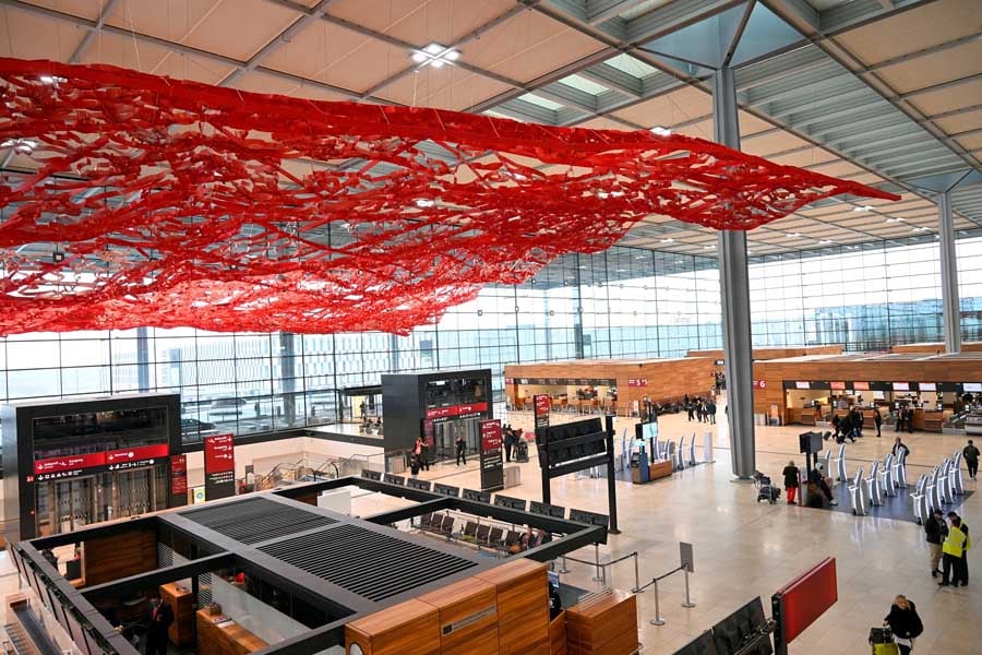 ドイツのベルリン・ブランデンブルク空港。ストライキの影響で全出発便が欠航したことも（画像：シカマアキ）