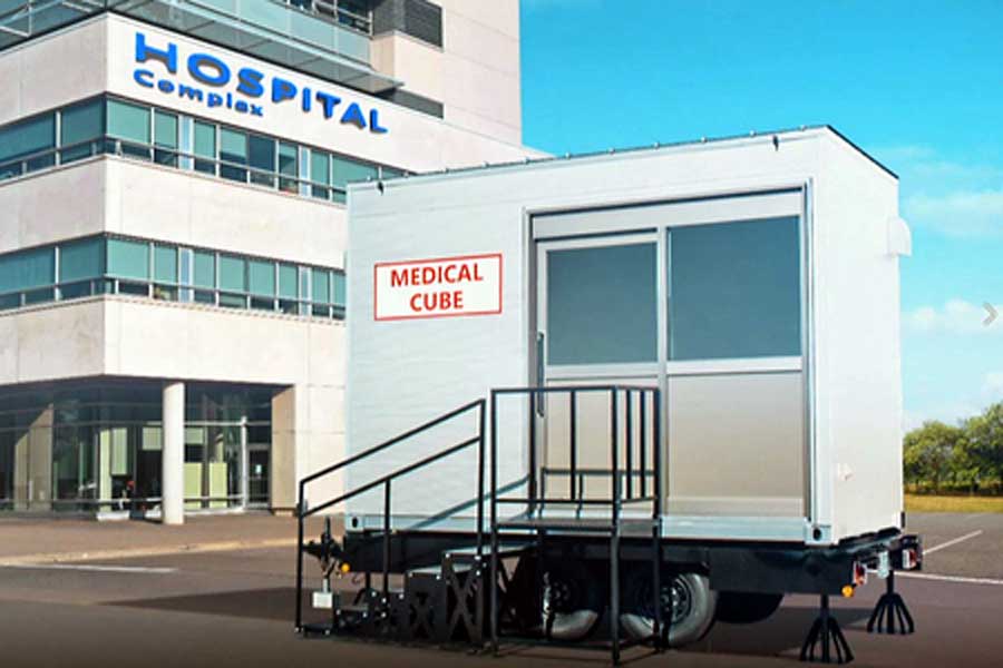 新型コロナウイルスなどの感染症対策に使われている医療用トレーラーハウス「MEDICAL-CUBE　NP12」（画像：トレーラーハウスデベロップメント）