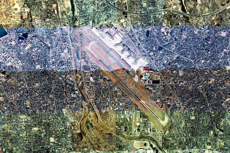 1975年頃の伊丹空港の周辺の航空写真（画像：国土地理院）