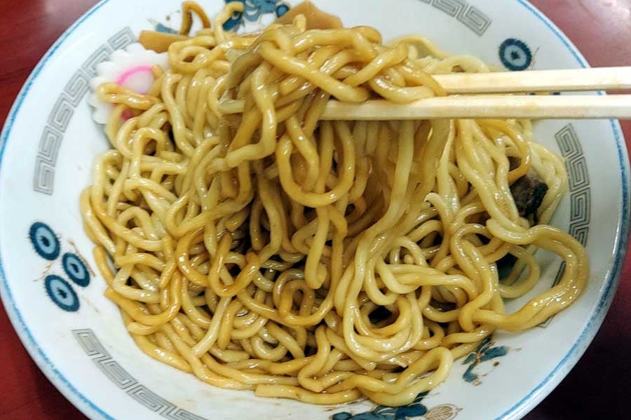 珍々亭の油そば（画像：下関マグロ）