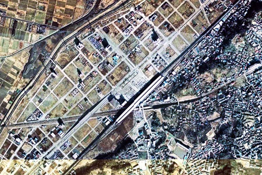 1975年頃の新横浜駅周辺の航空写真（画像：国土地理院）