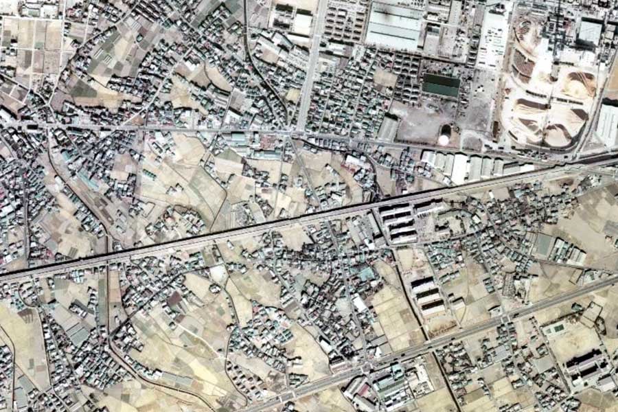 1975年頃の新富士駅周辺の航空写真（画像：国土地理院）