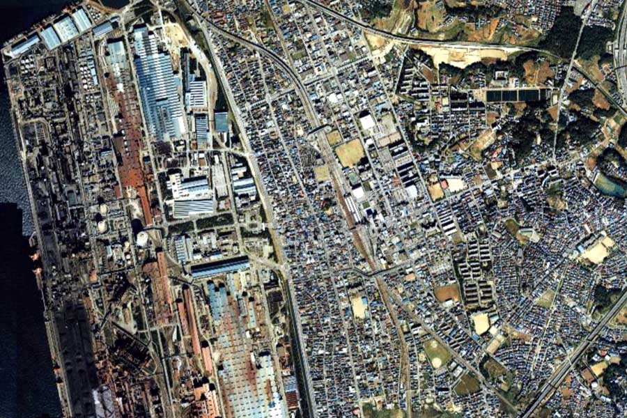 1990年頃の蘇我駅周辺の航空写真（画像：国土地理院）