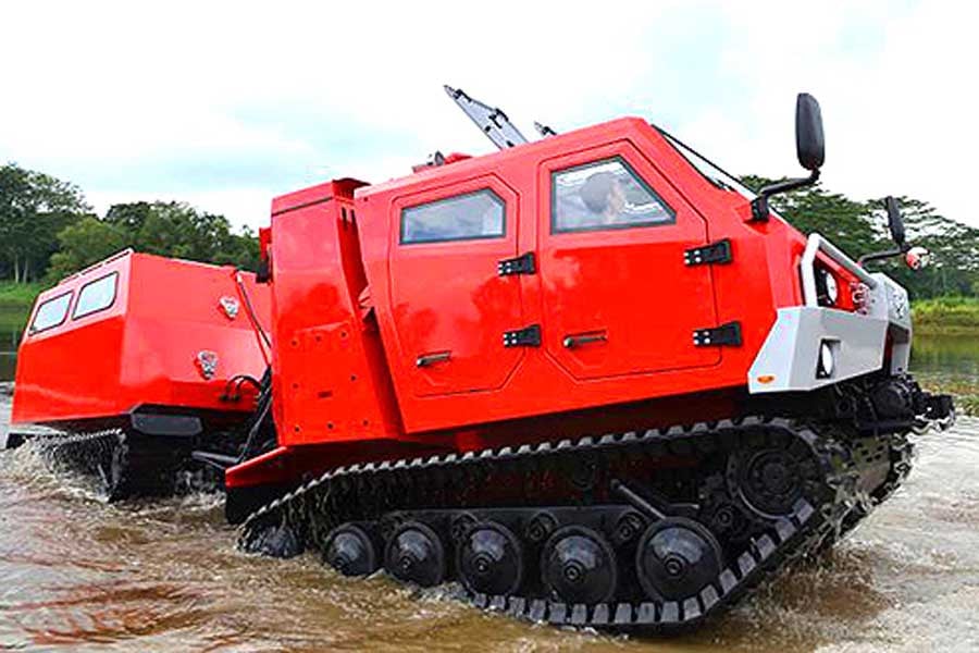 無限軌道災害対応車「レッドサラマンダー」（画像：モリタ）