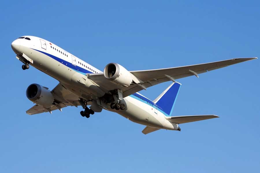 飛行機（画像：写真AC）