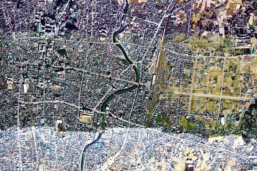 1975年頃の宇都宮市街地周辺の航空写真（画像：国土地理院）