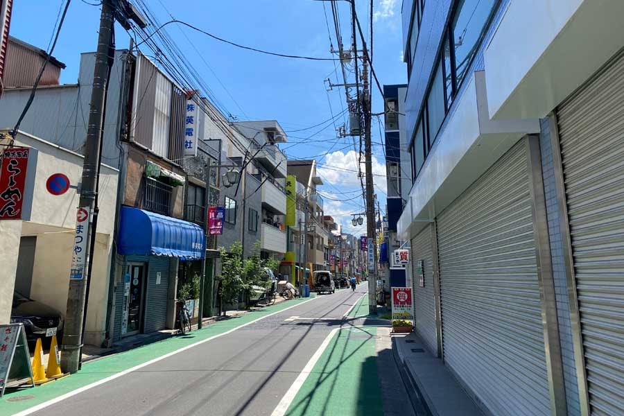 鮫洲運転免許試験場へ向かう道（画像：星野正子）