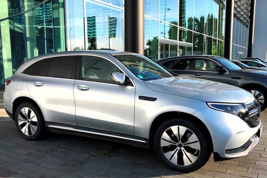 自動車（画像：写真AC）