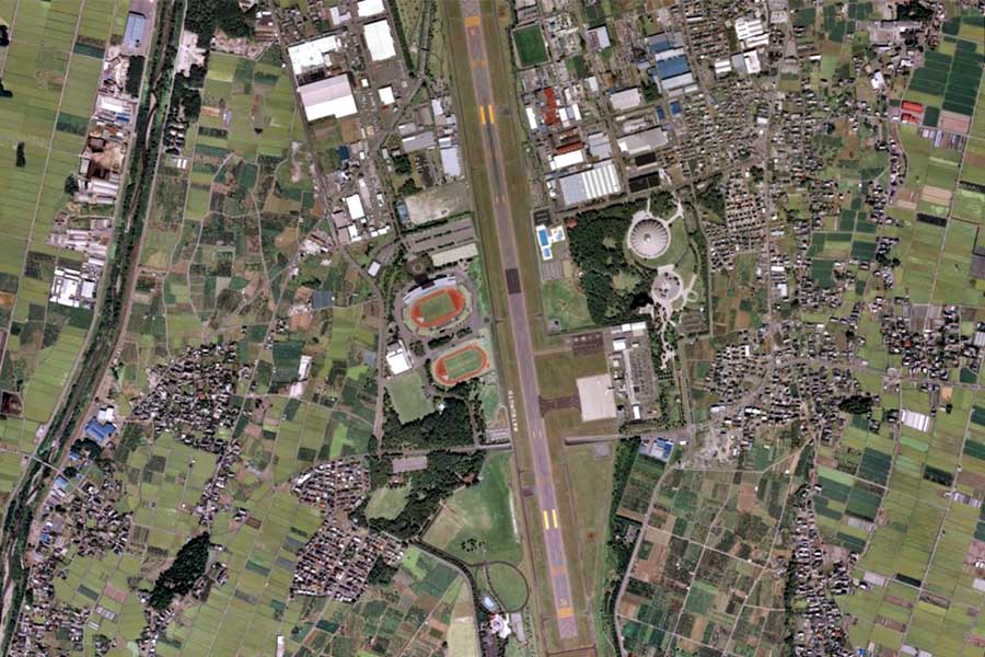 現在の松本空港周辺の航空写真（画像：国土地理院）