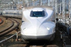 東海道新幹線が台風7号で大混乱 トラブルまみれの「移動体験」はなぜ記憶に残るのか？