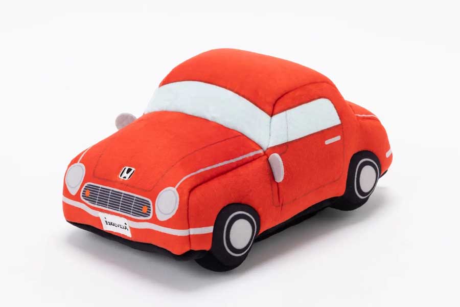 クルマのエンジン音が流れて赤ちゃんの笑顔を引き出すぬいぐるみ『赤ちゃんスマイル Honda SOUND SITTER』（画像：タカラトミーアーツ）