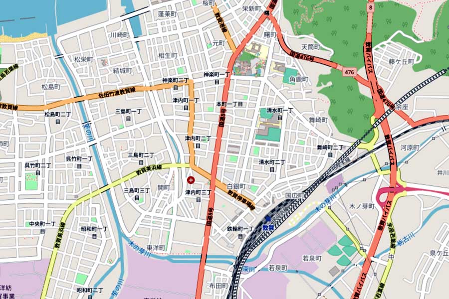 現在の敦賀駅周辺の地図（画像：OpenStreetMap）