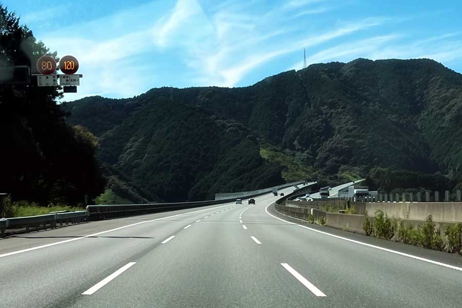 高速道路のイメージ（画像：写真AC）