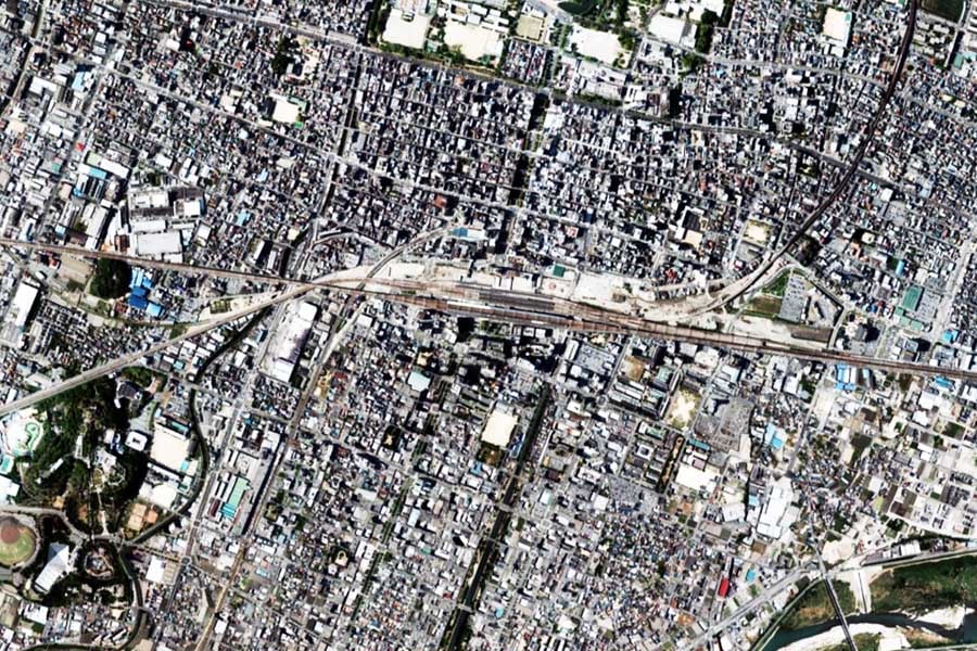 現在の「姫路駅」周辺の航空写真（画像：国土地理院）