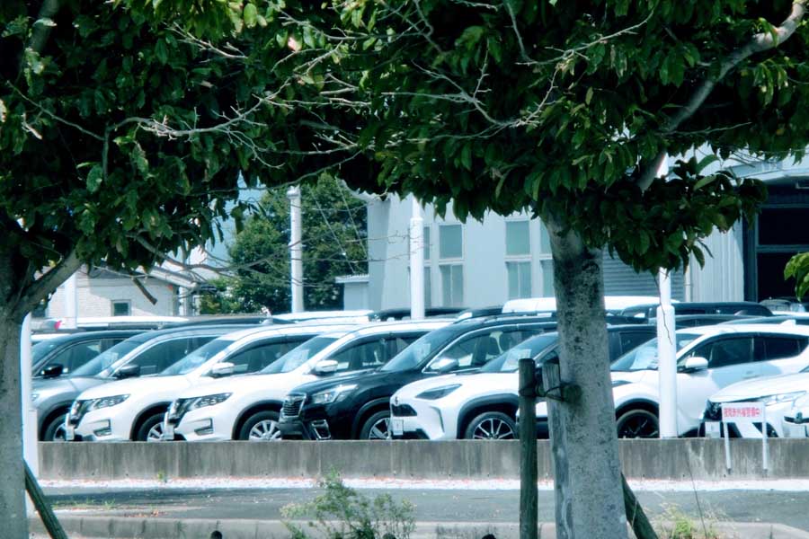 中古車販売のイメージ（画像：写真AC）