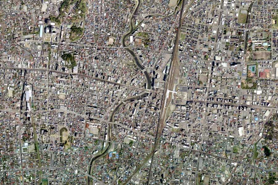 現在の宇都宮市街地周辺の航空写真（画像：国土地理院）