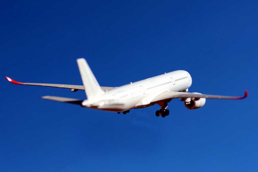 飛行機（画像：写真AC）