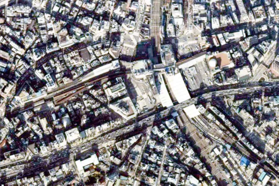 1985年頃の「渋谷駅」周辺の航空写真（画像：国土地理院）