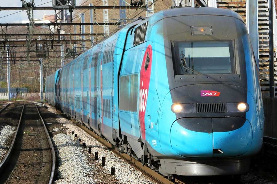 高速列車版LCC、フランスのTGV「ウイゴ Ouigo」（画像：橋爪智之）