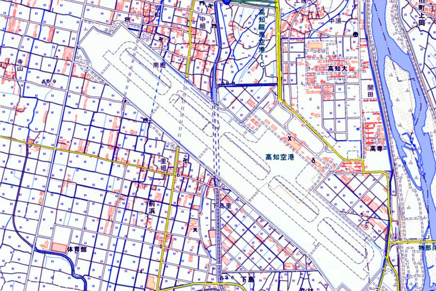 現在の「高知空港」周辺の地図（画像：国土地理院）