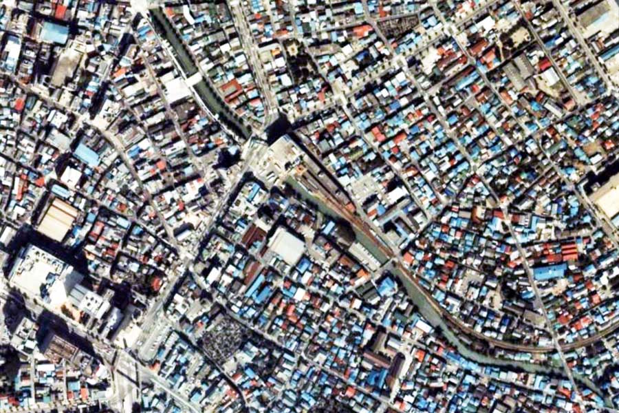 1980年頃の「中央前橋駅」周辺の航空写真（画像：国土地理院）