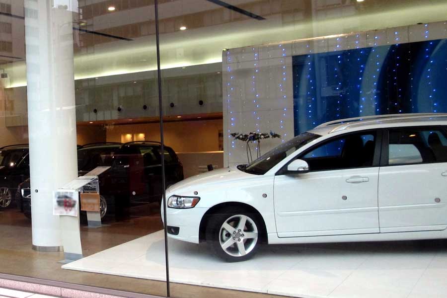 自動車ディーラーのイメージ（画像：写真AC）