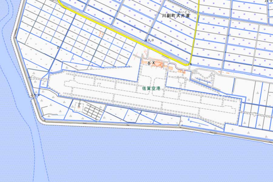 現在の「佐賀空港」周辺の地図（画像：国土地理院）
