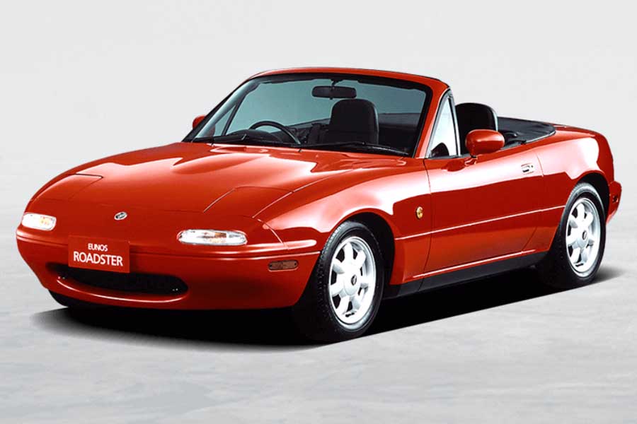 ユーノス・ロードスター（画像：マツダ）