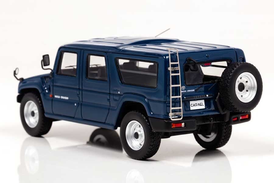 1/43 トヨタ メガクルーザー。2018年発売（画像：ヒコセブン）