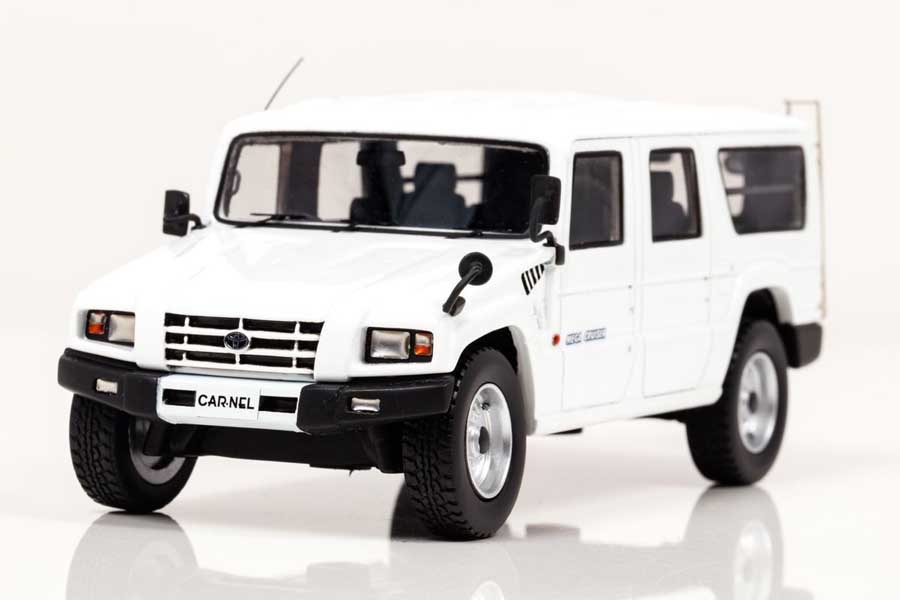 1/43 トヨタ メガクルーザー。2018年発売（画像：ヒコセブン）