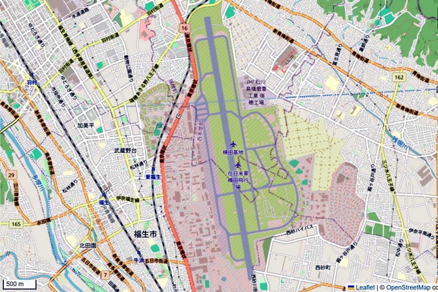 現在の「横田基地」周辺の地図（画像：OpenStreetMap）