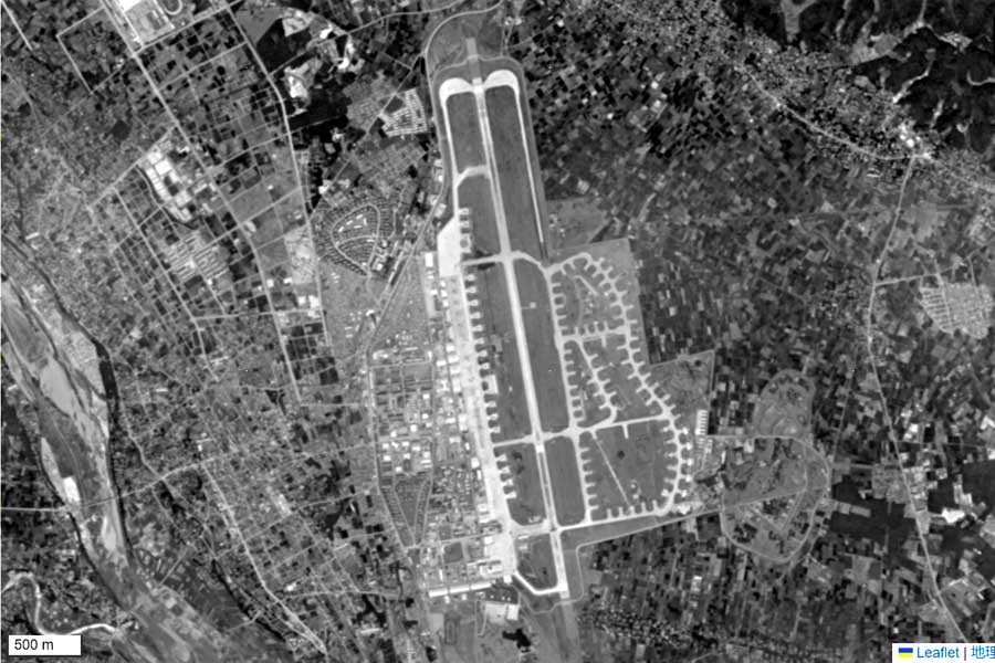 1963年頃の「横田基地」周辺の航空写真（画像：国土地理院）
