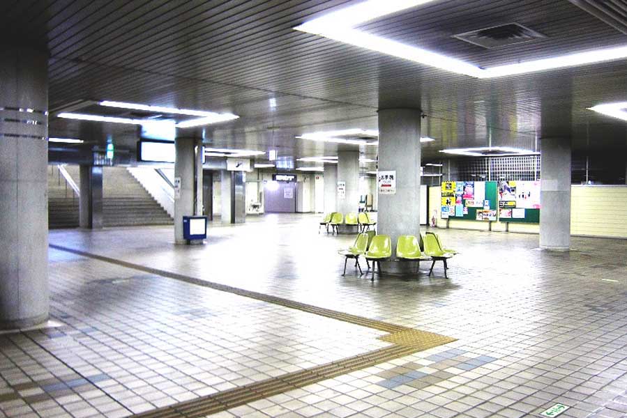 東成田駅（画像：写真AC）
