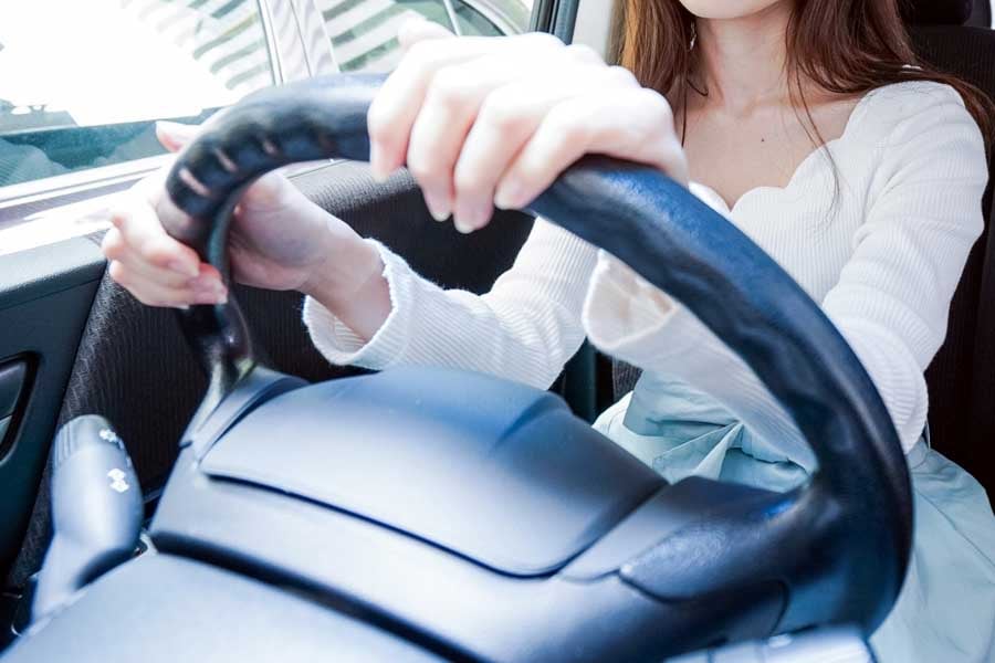 ライドシェアのイメージ（画像：写真AC）