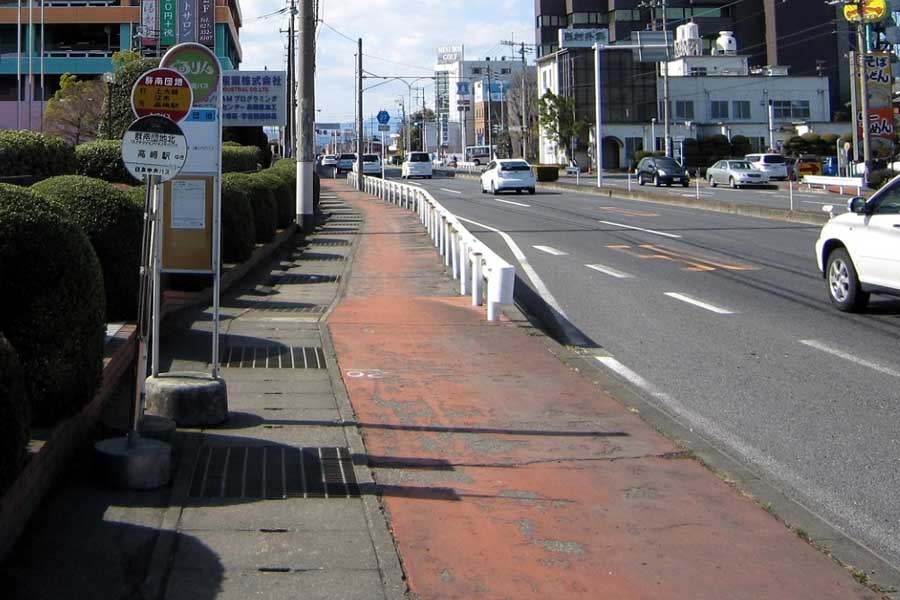 バス停（画像：写真AC）