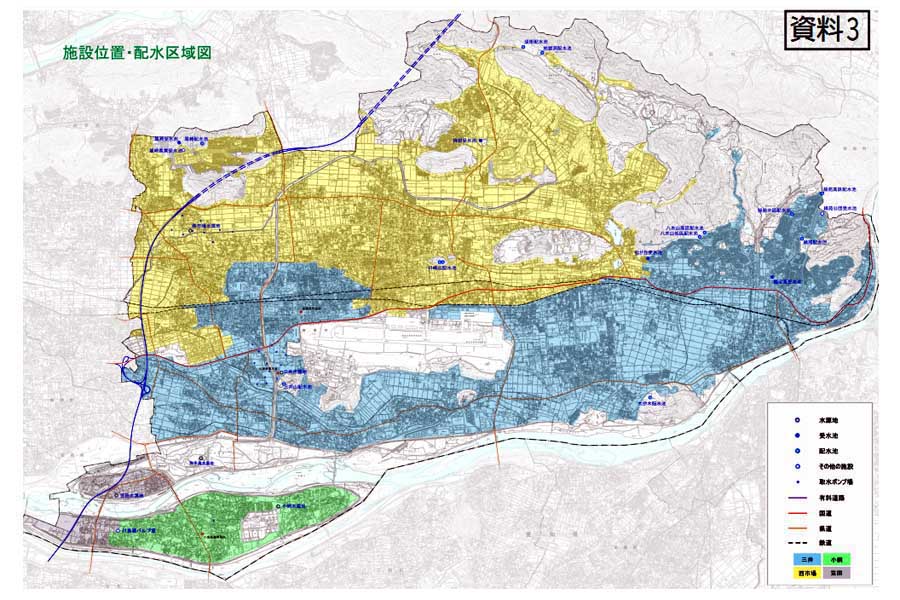 各務原市の配水区域図。真ん中の空白地帯が岐阜基地（画像：各務原市）