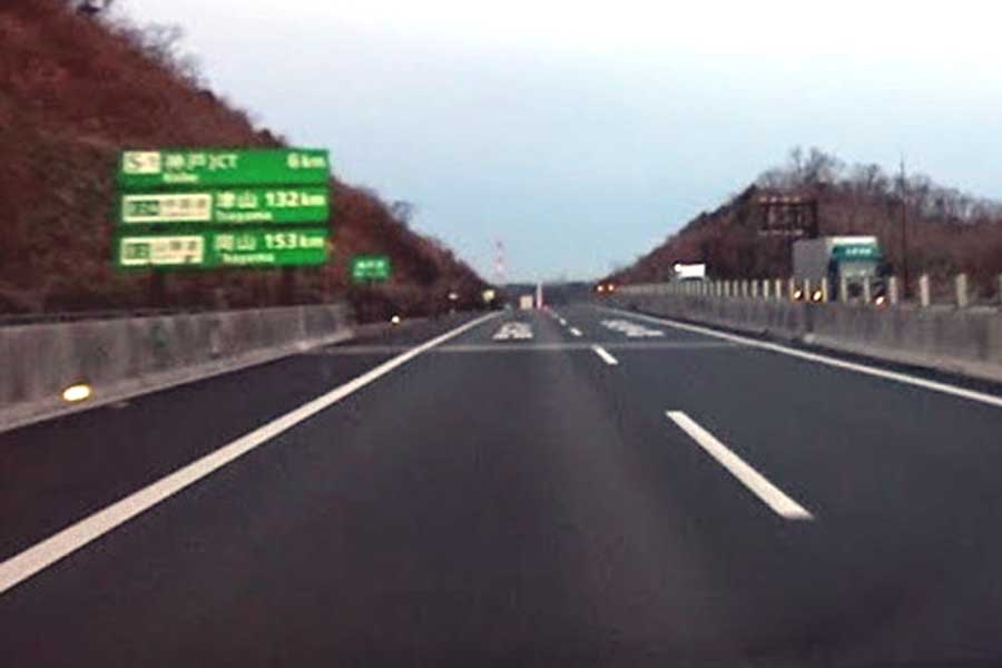 新名神・宝塚北SA付近（画像：都野塚也）