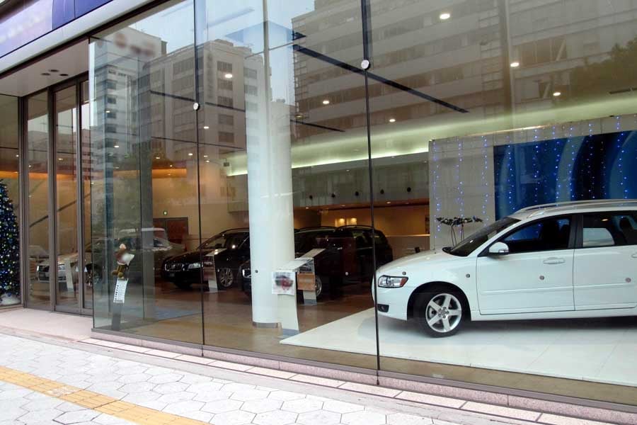 自動車ディーラー（画像：写真AC）