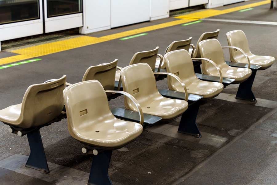 西日暮里駅（画像：写真AC）