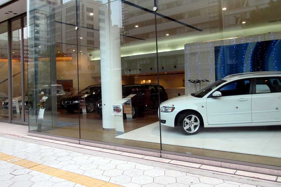 自動車ディーラー（画像：写真AC）