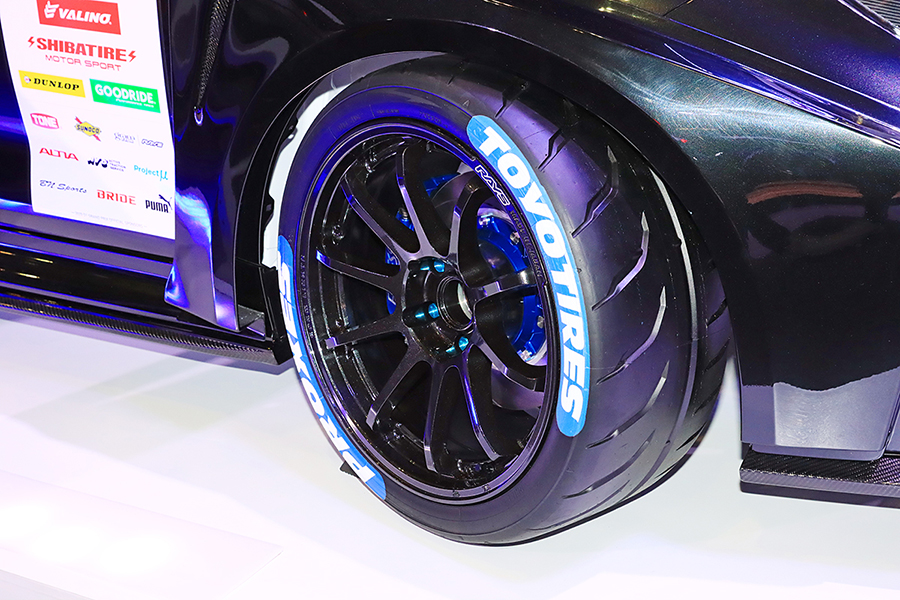 画像は東京オートサロン2024でのトーヨータイヤブースの様子