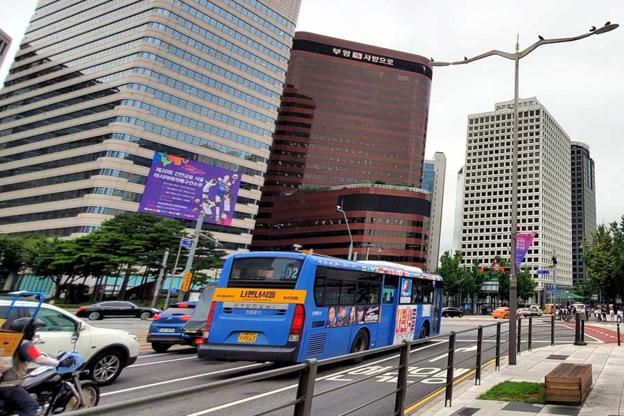 ソウルの街並み（画像：写真AC）