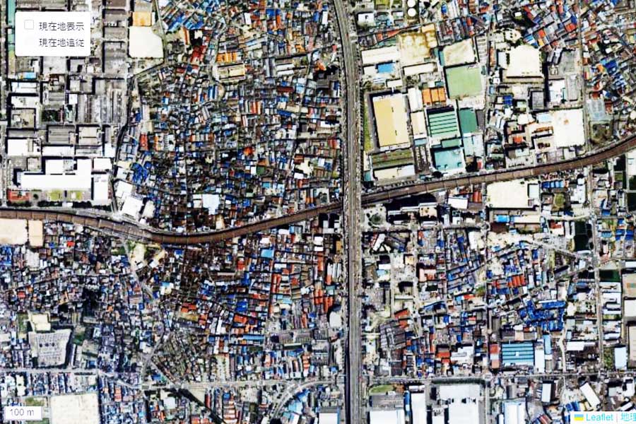 1985年頃に撮影された「門真市駅」周辺の航空写真（画像：国土地理院）