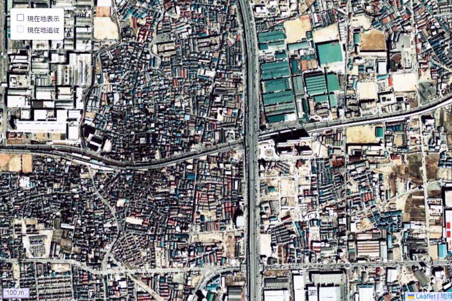 1975年頃に撮影された「門真市駅」周辺の航空写真（画像：国土地理院）