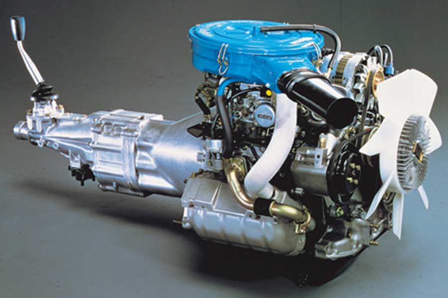 初代RX-7に搭載された12A型ロータリーエンジン（画像：マツダ）