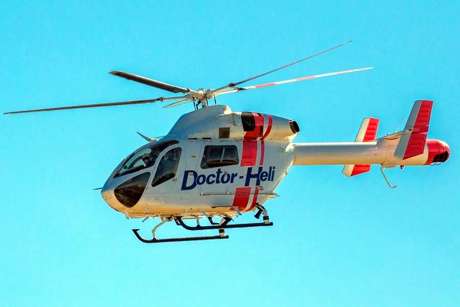 ドクターヘリ（画像：写真AC）