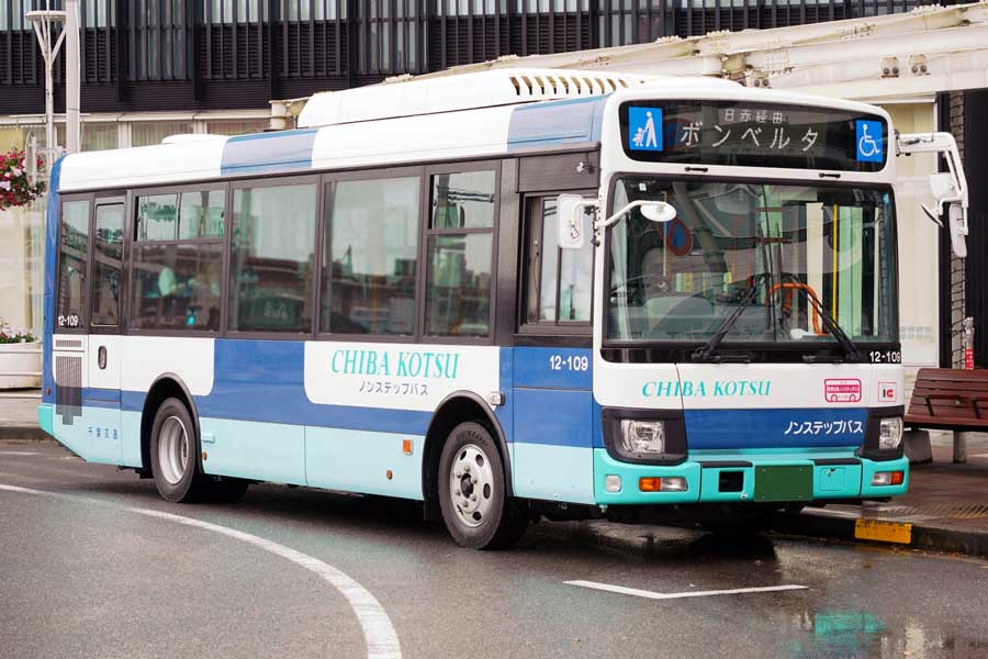 路線バスのイメージ（画像：写真AC）