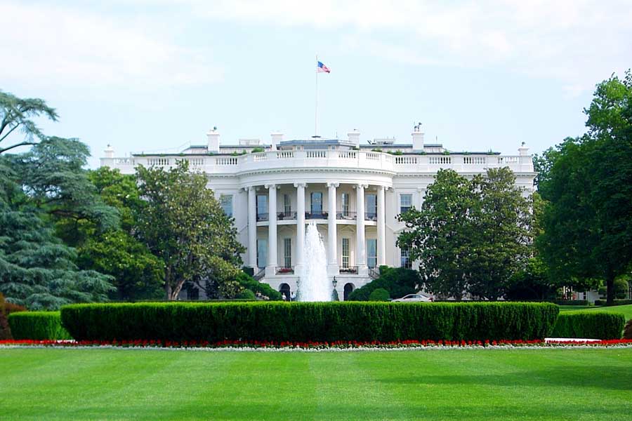 ホワイトハウス（画像：写真AC）
