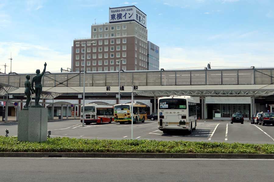 路線バス（画像：写真AC）